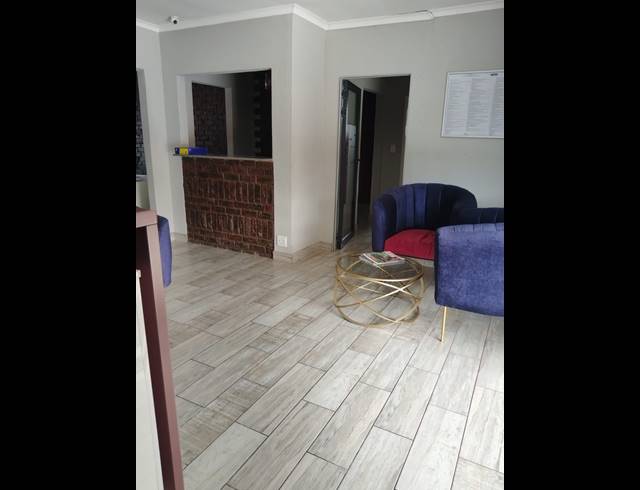 5 BEDROOM HOUSE FOR SALE IN BIRCHLEIGH NORTH